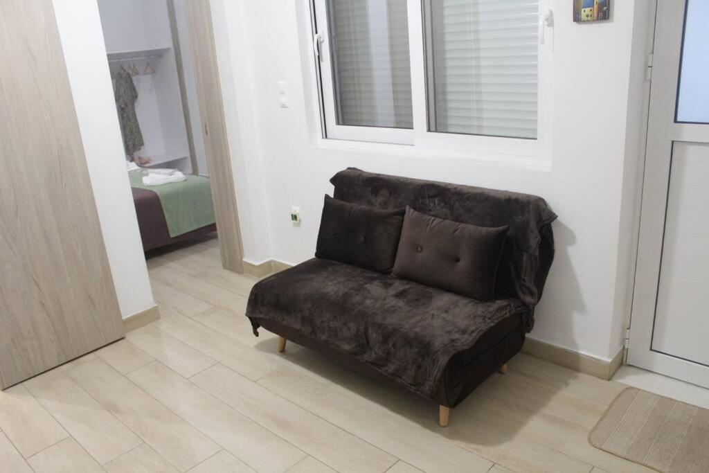 Ranias'S House 2 Apartment พีเรียส ภายนอก รูปภาพ